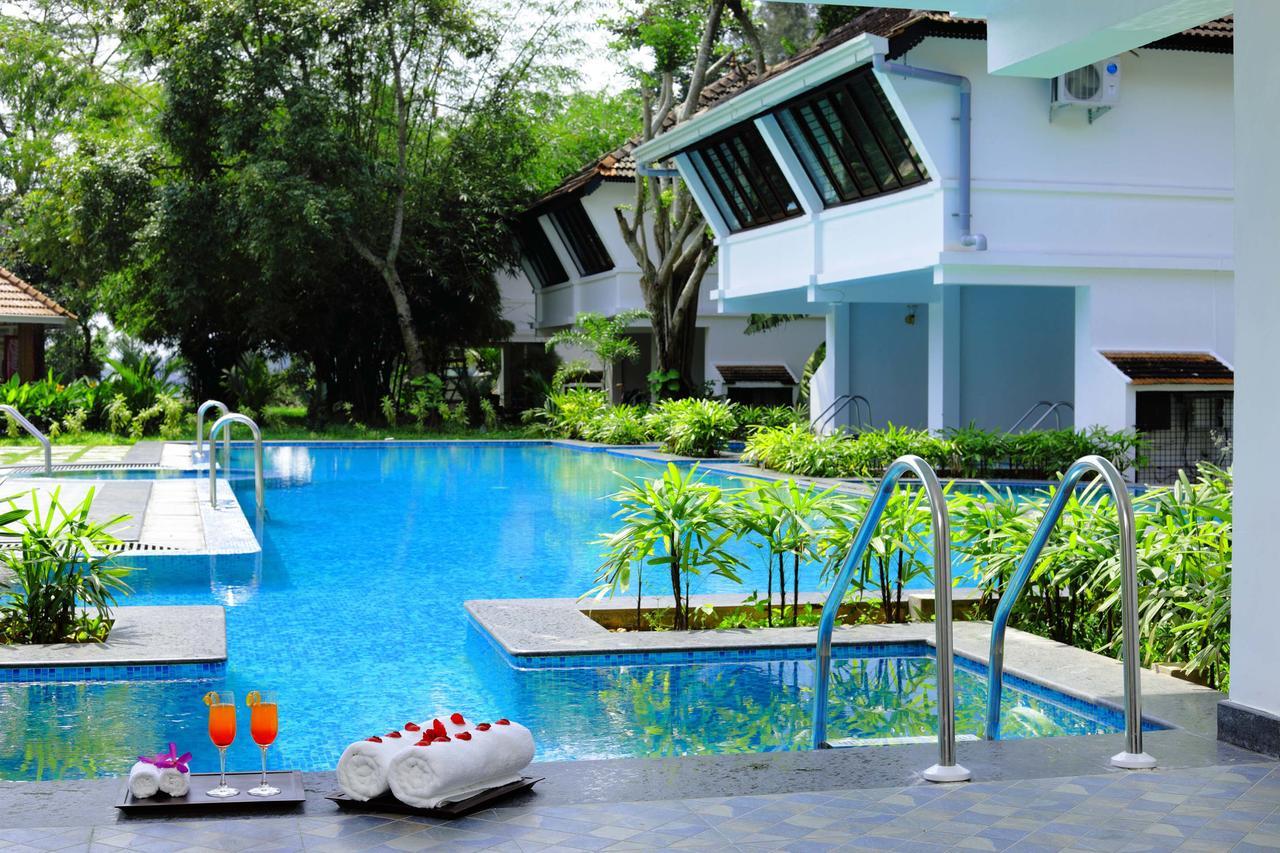 Nihara Resort&Spa Cochin Kochi Exterior foto