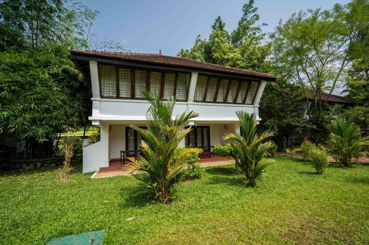 Nihara Resort&Spa Cochin Kochi Exterior foto
