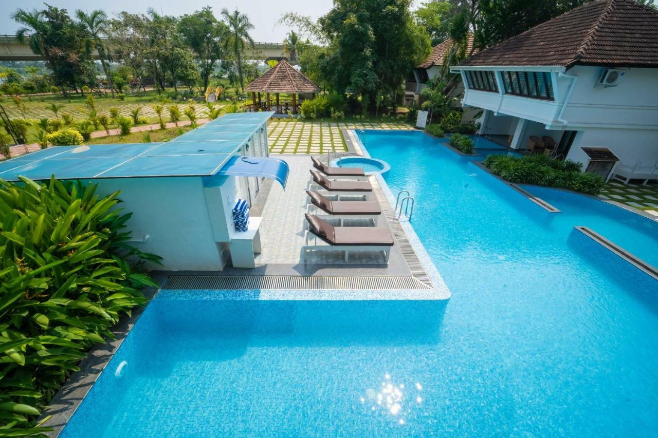 Nihara Resort&Spa Cochin Kochi Exterior foto